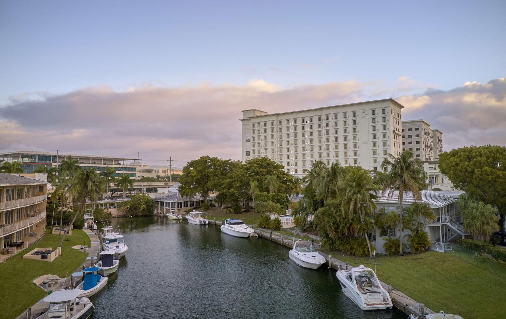 Thesis Hotel Miami Coral Gables, Curio Collection By Hilton Екстер'єр фото