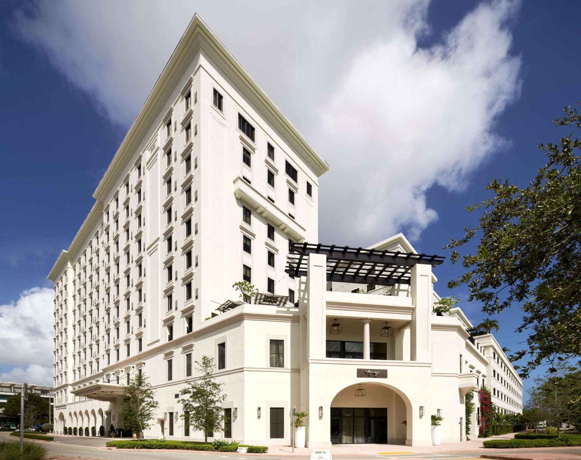 Thesis Hotel Miami Coral Gables, Curio Collection By Hilton Екстер'єр фото